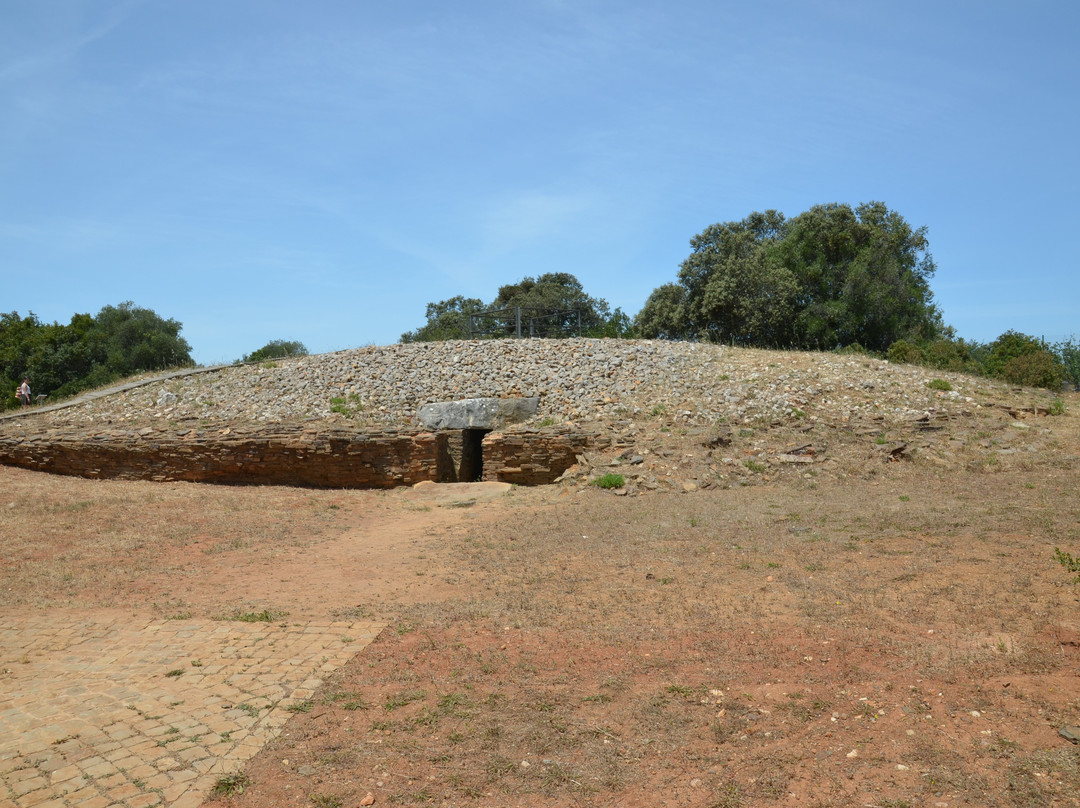 Monumentos Megalíticas de Alcalar景点图片