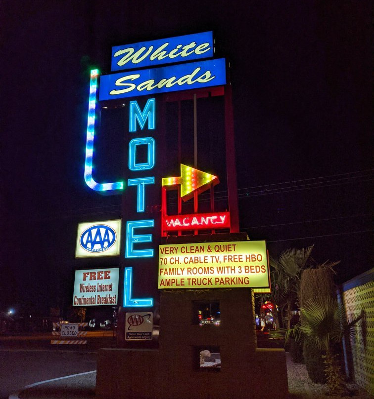 White Sands Motel主图