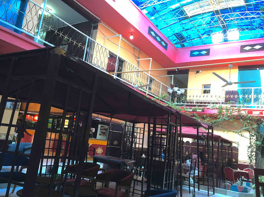 Oriental Hotel主图