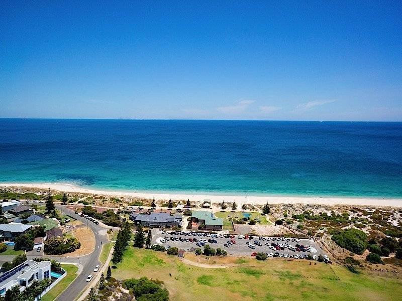 Swanbourne Beach景点图片
