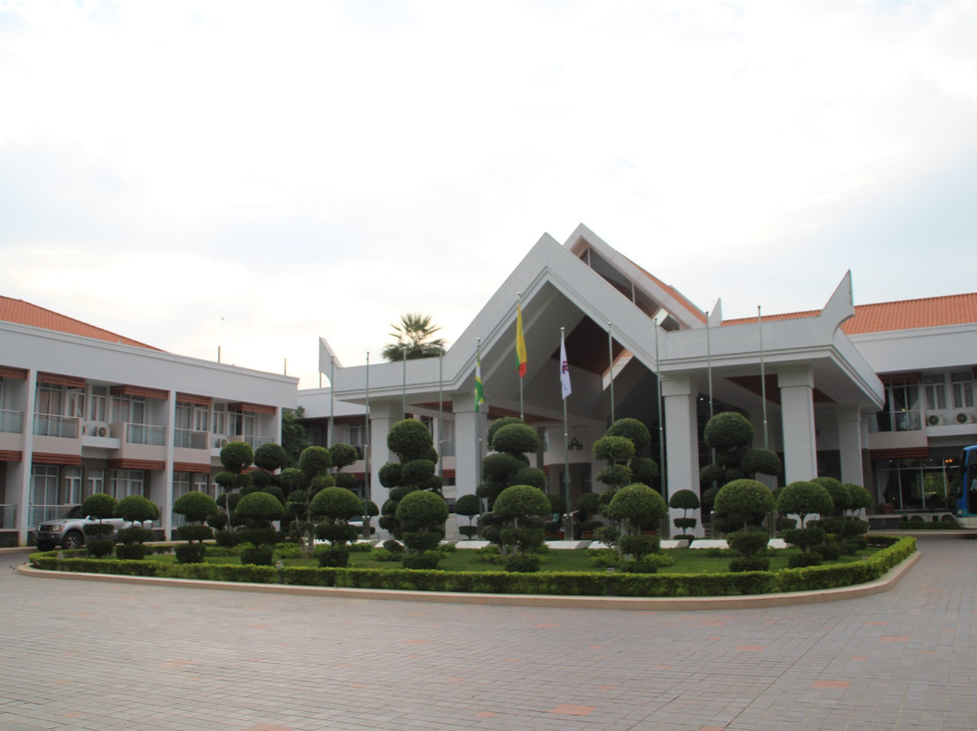 The Regency Hotel主图