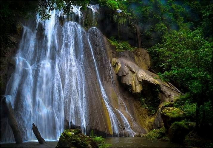 Batanta Waterfall-Batanta Island必去景点