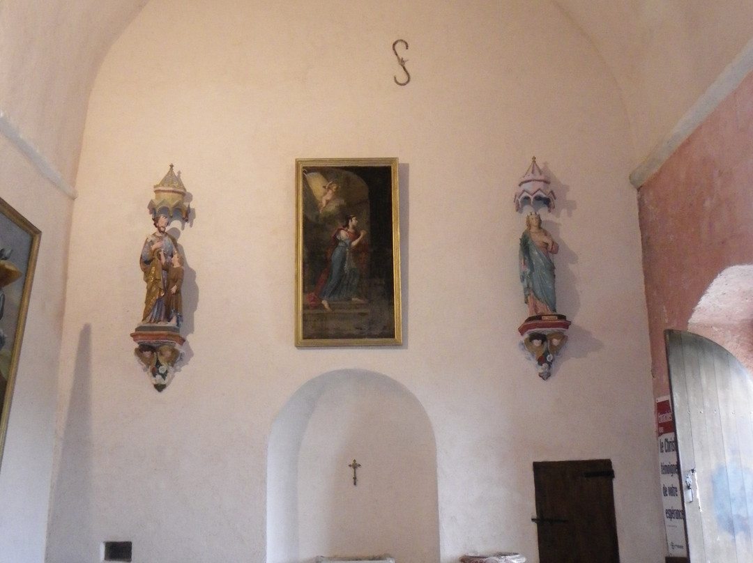 Eglise Sainte-Leocadie景点图片