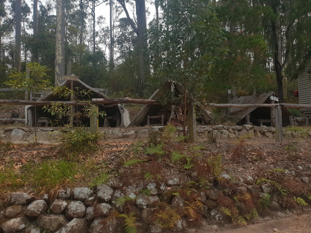 The Original Gold Rush Colony Mogo景点图片