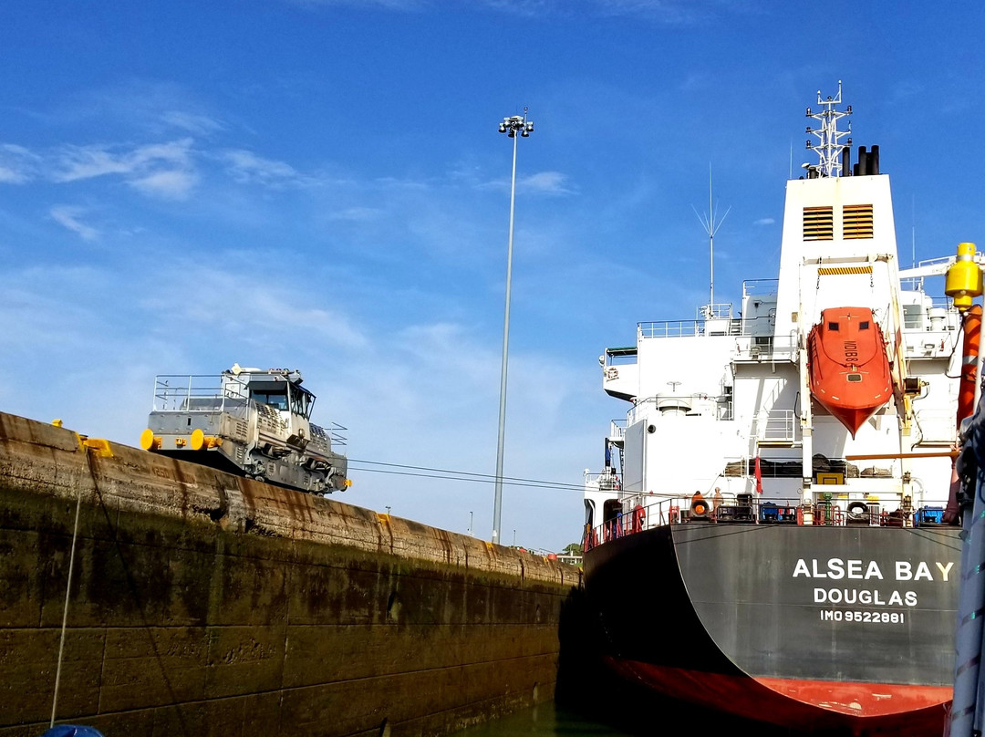 Panama Canal Partial Transit Tour景点图片