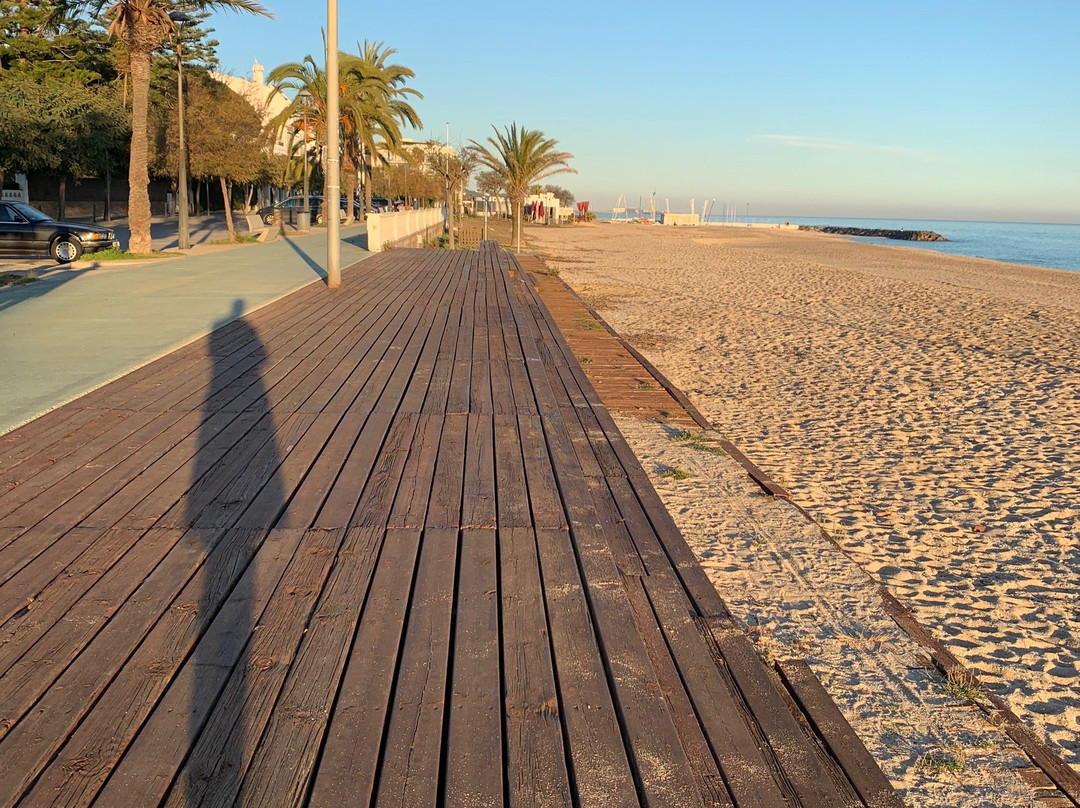 Platja dels Tres Micos-Caldes d'Estrac必去景点