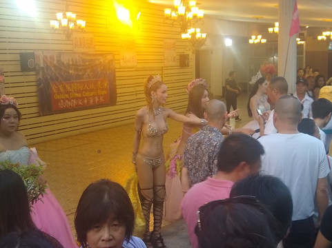 金东尼人妖秀-曼谷必去景点