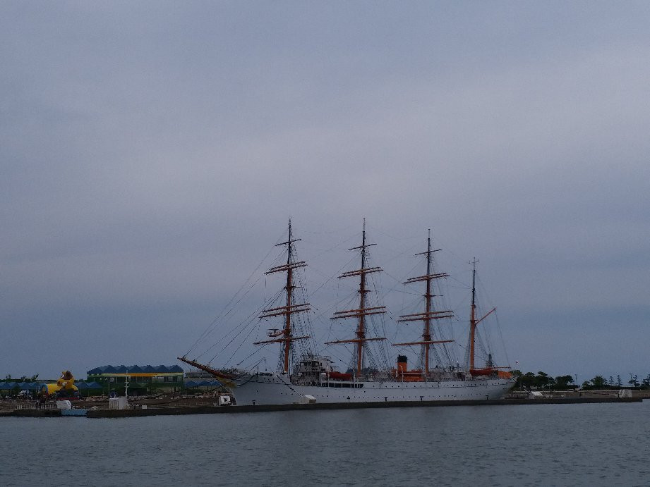 Sailboat Kaiwomaru景点图片