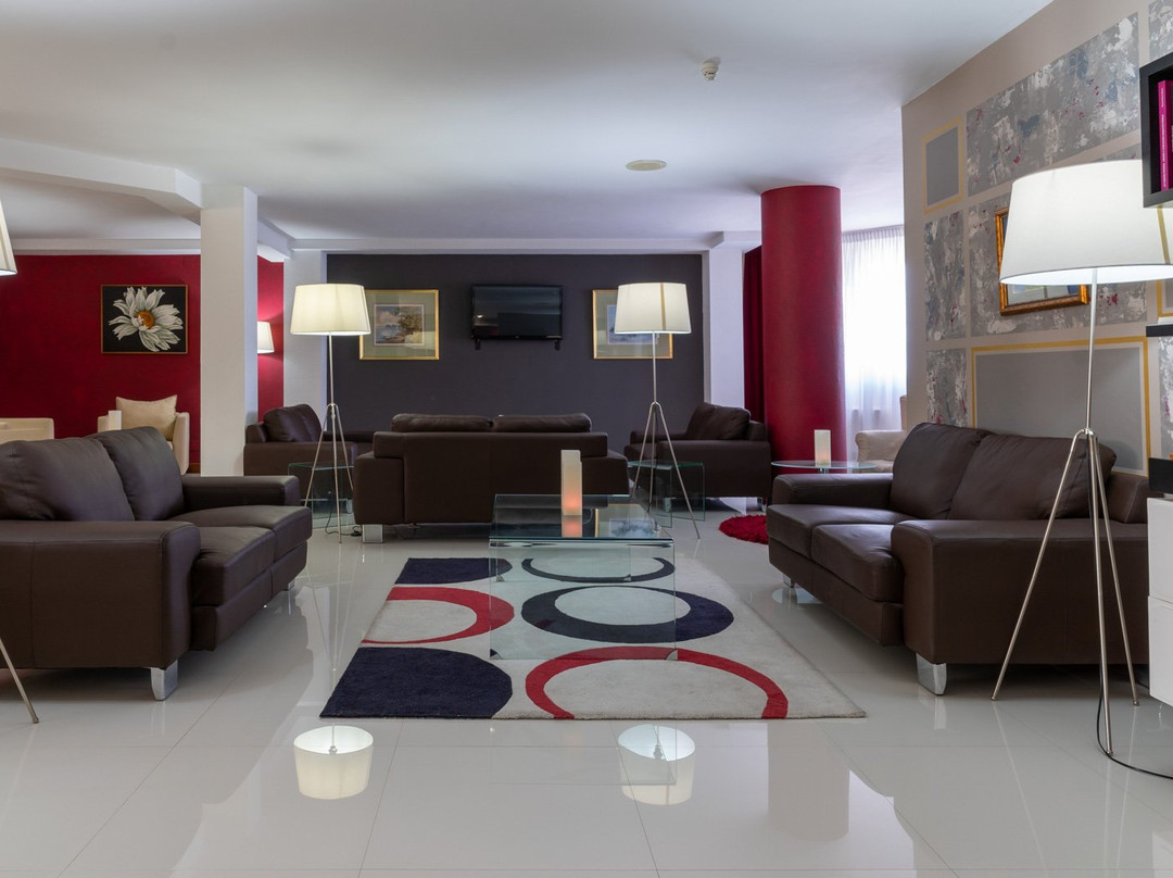 卡特啦络卡酒店主图