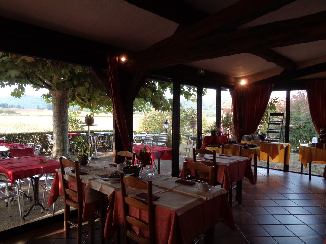 Le Relais Des 5 Chateaux主图