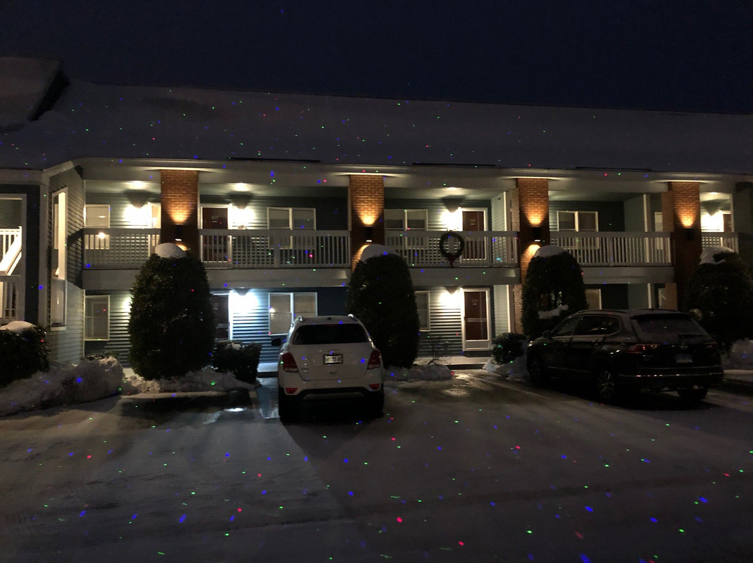 Elmwood Resort Hotel主图