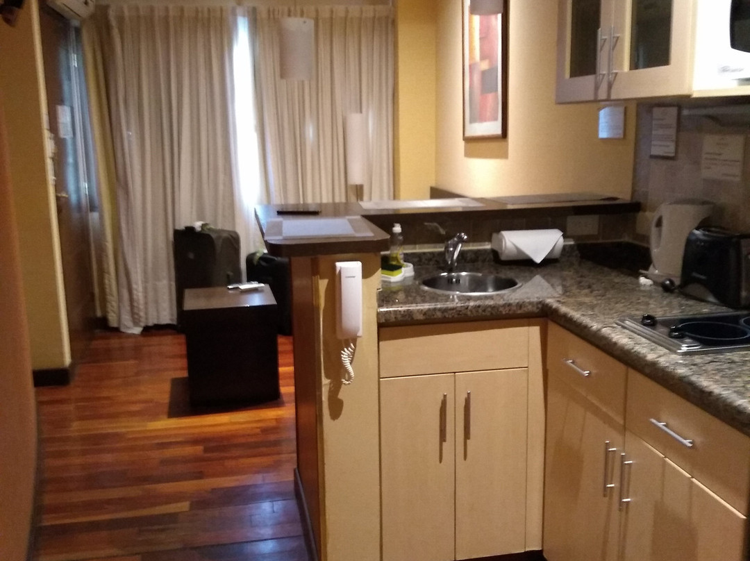 安卡拉套房酒店主图