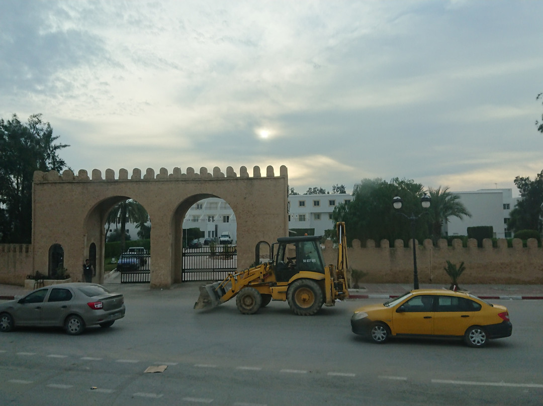 Hotel Continental主图