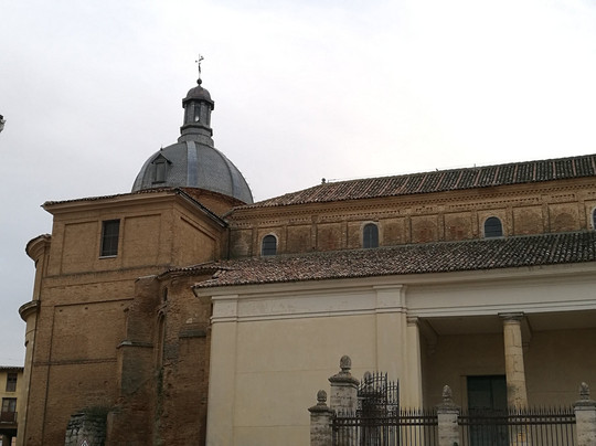Iglesia de San Miguel-Villalon de Campos必去景点