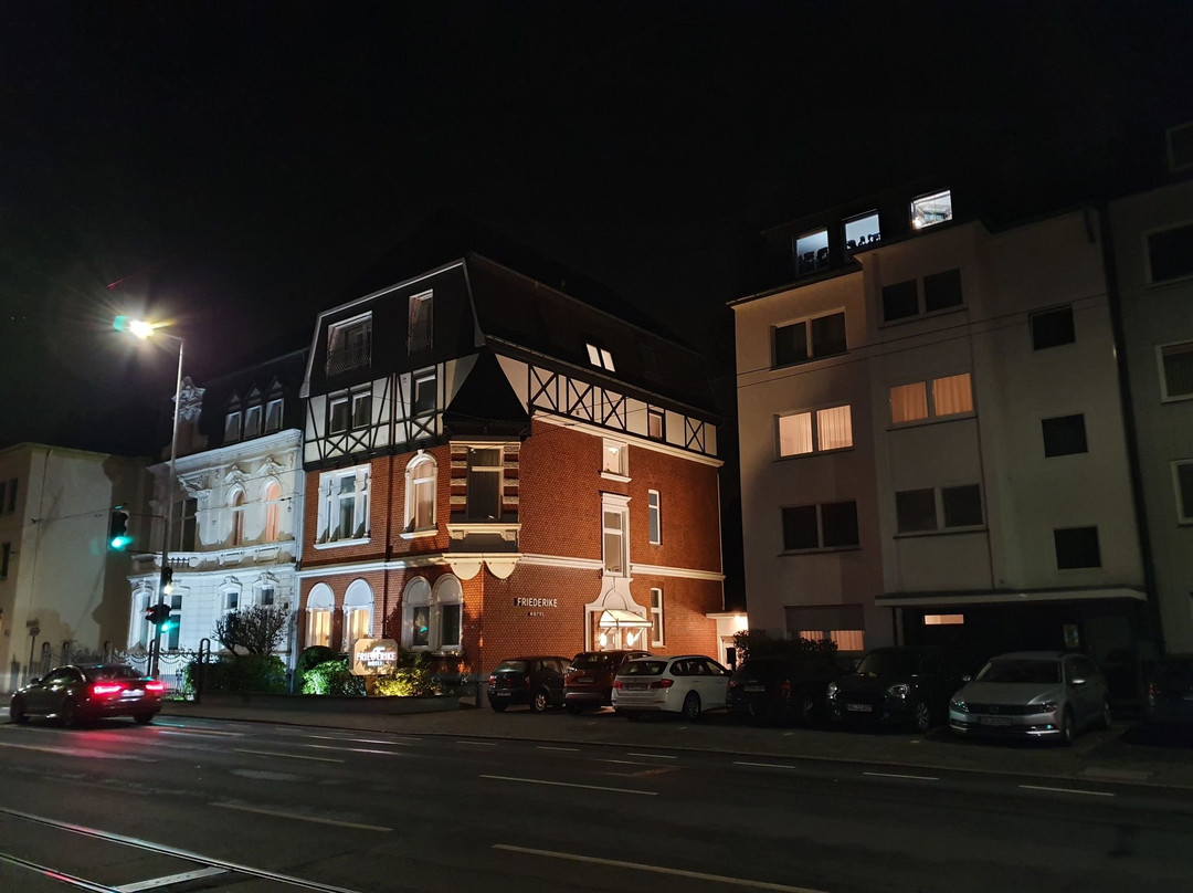 弗里克酒店主图