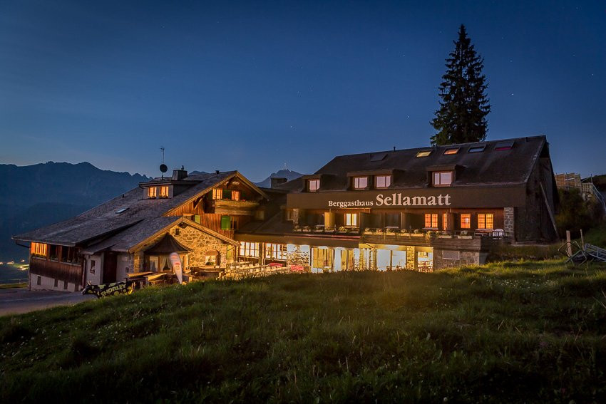 Alt St. Johann餐馆和美食-Berggasthaus Sellamatt