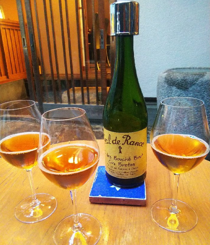 ル ブルターニュ バー ア シードル レストラン