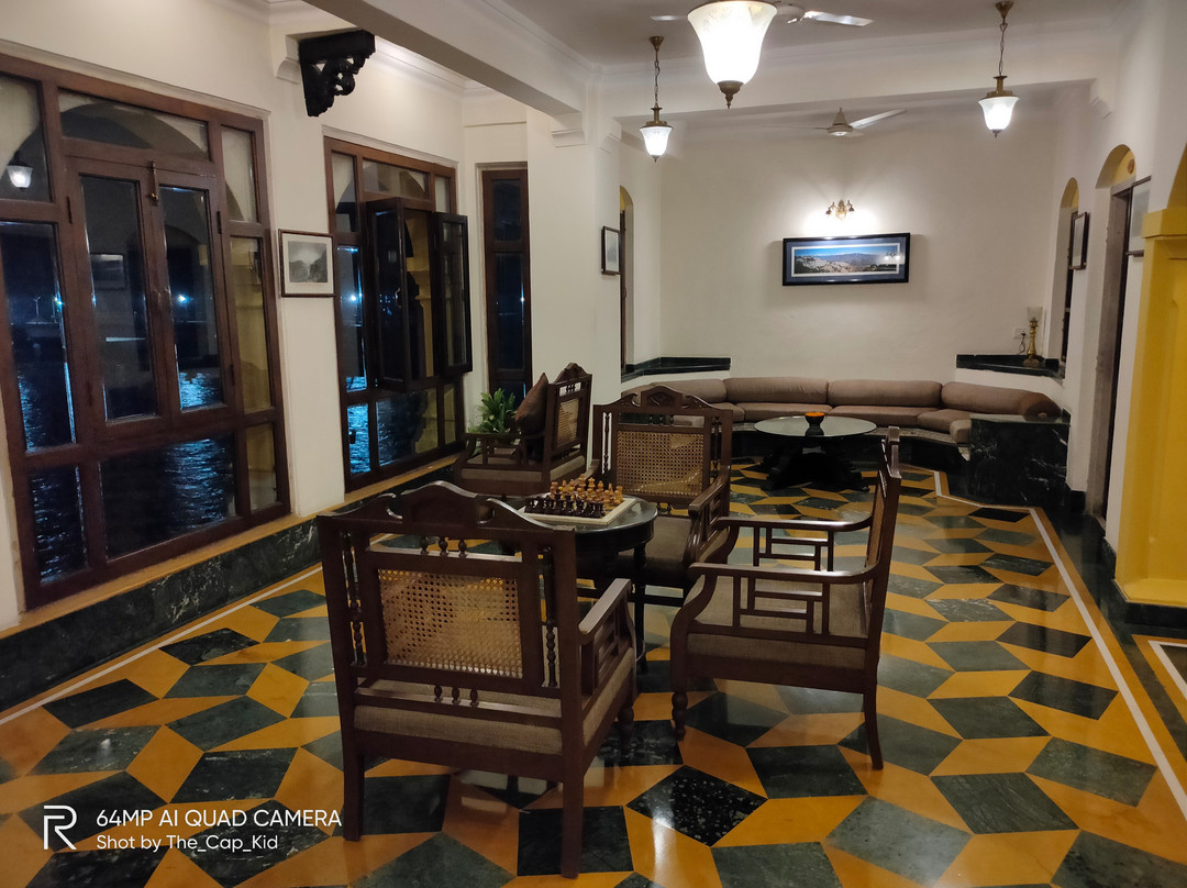 哈威利哈里甘加酒店主图