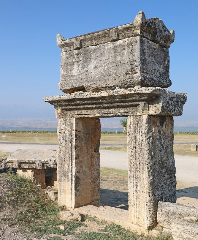 Anatolia Cemetery景点图片