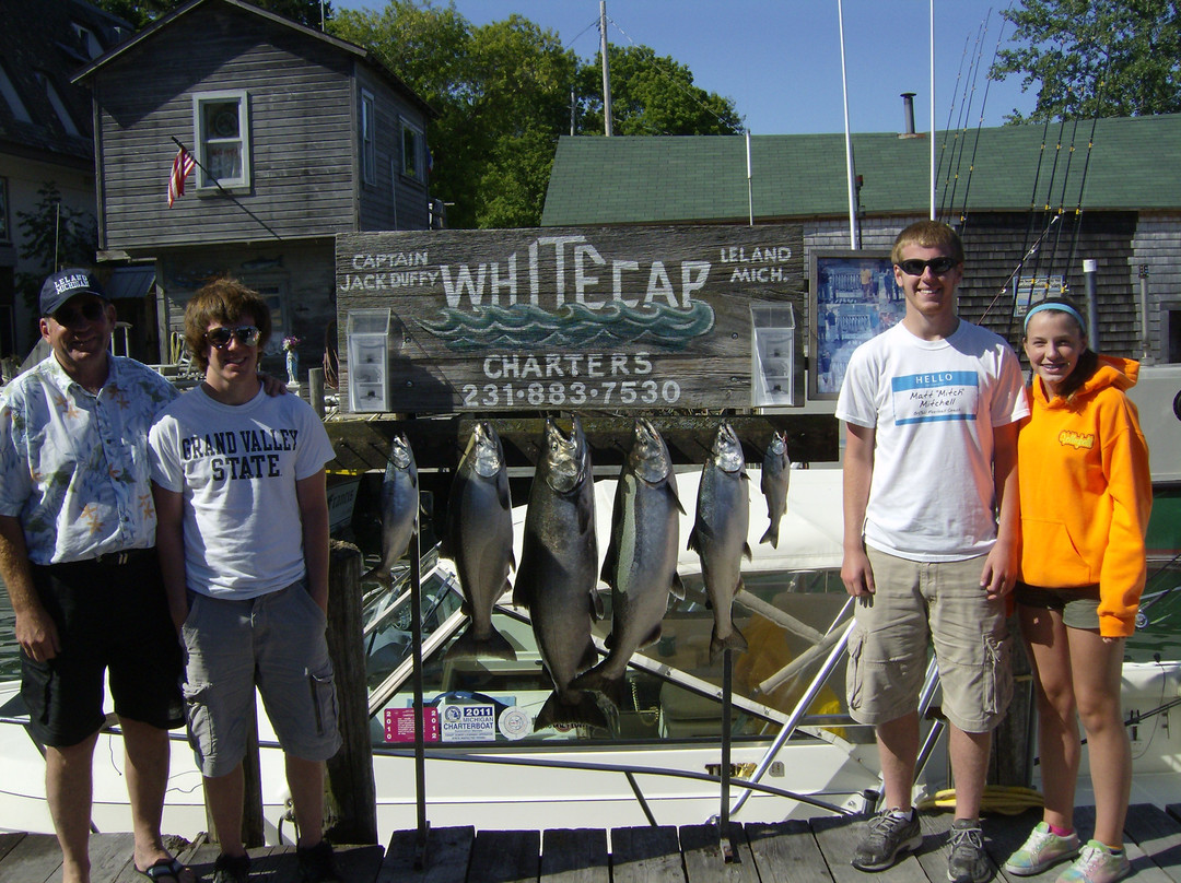 Whitecap Charters Fishing景点图片