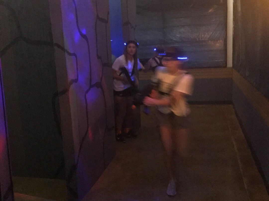 Fairfax旅游景点-Dragon's Lair Family Adventure Center