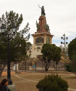 Monumento 20 de Febrero景点门票图片