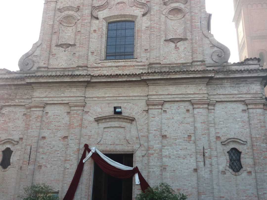 Chiesa di San Bernardino-克雷马必去景点