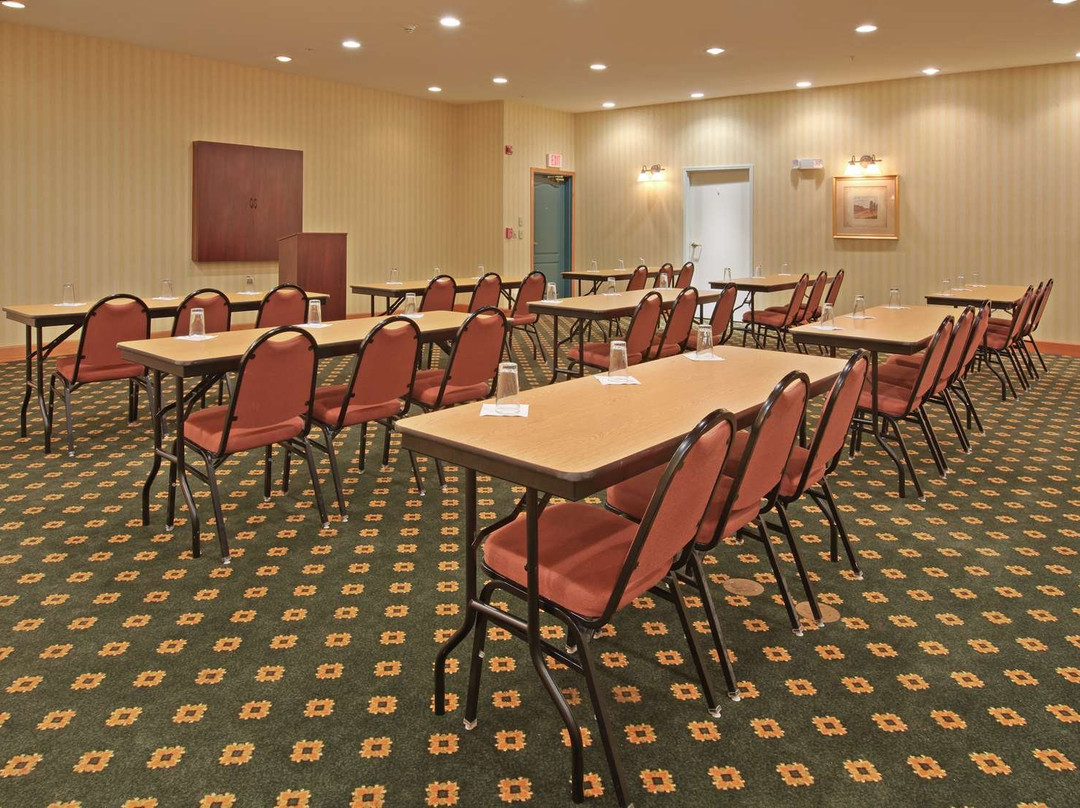 Country Inn & Suites by Radisson, El Dorado, AR主图