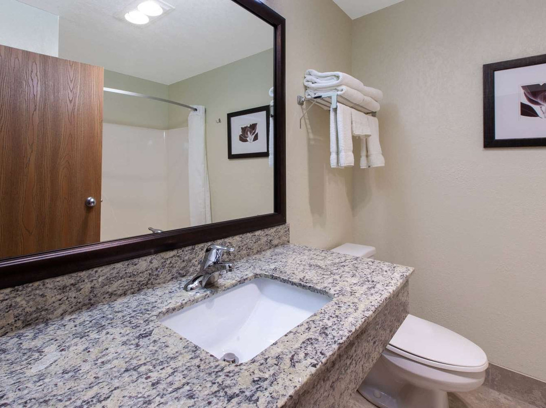 AmericInn by Wyndham Petoskey主图