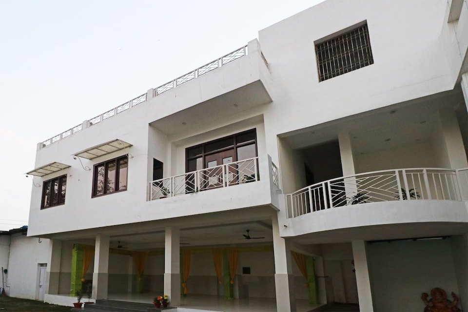 OYO 26611 Anand Mangal Hotel