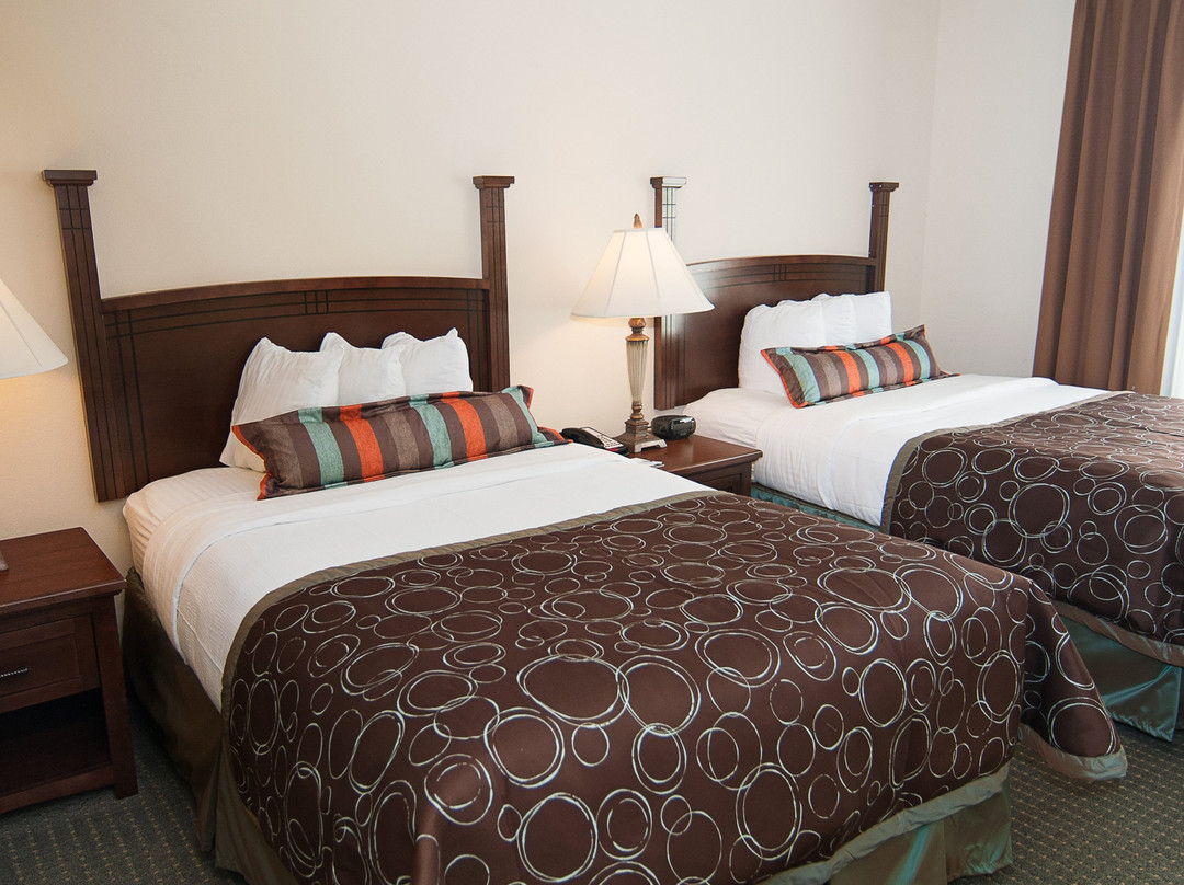 Staybridge Suites Wichita By IHG主图