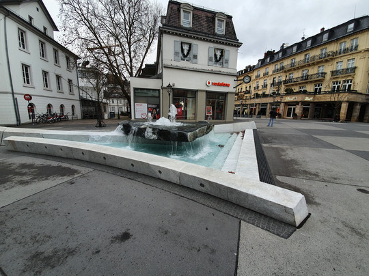Leo-Brunnen-巴登巴登必去景点