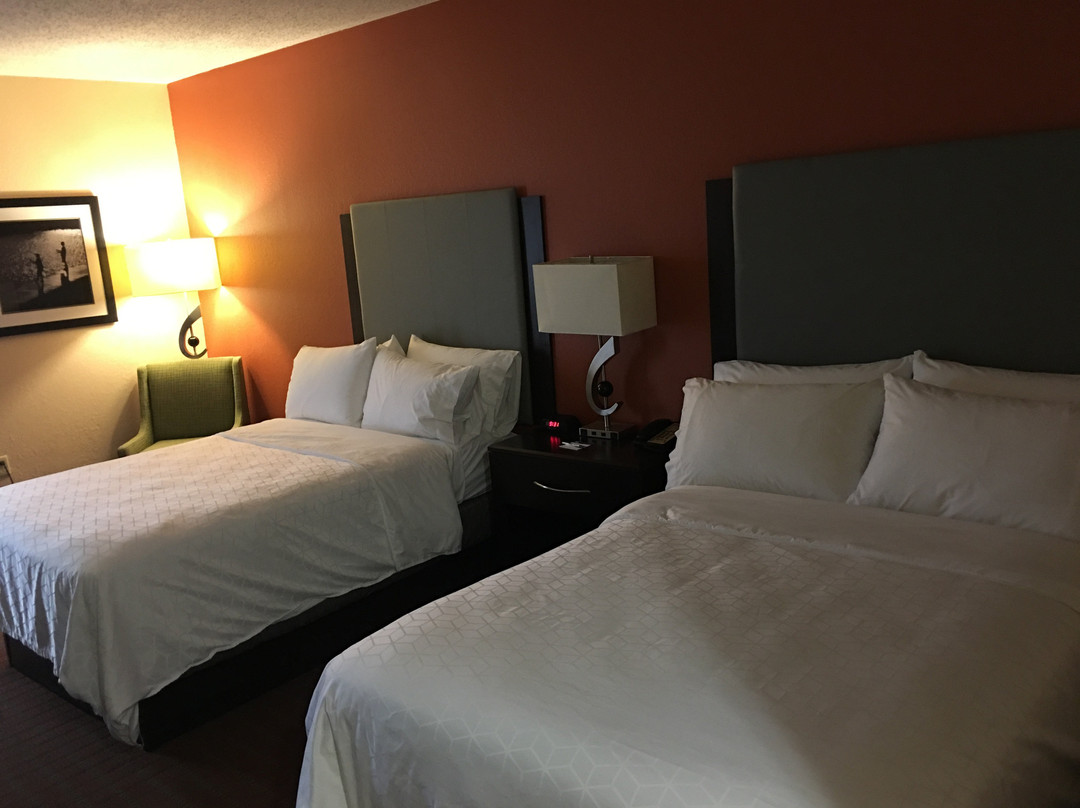 Holiday Inn Express & Suites Laurinburg by IHG主图