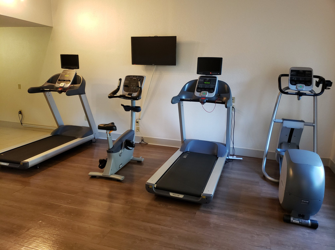 Holiday Inn Express & Suites Petersburg-fort Lee主图