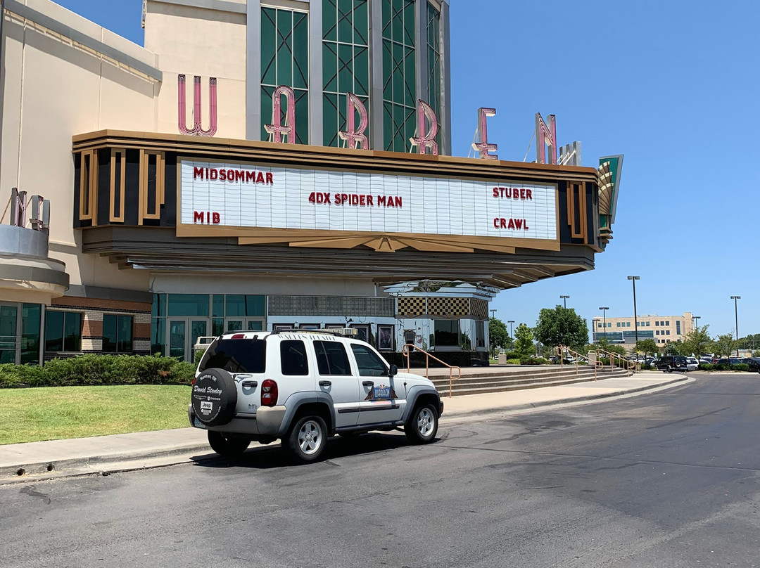 Moore Warren Theatre-穆尔必去景点