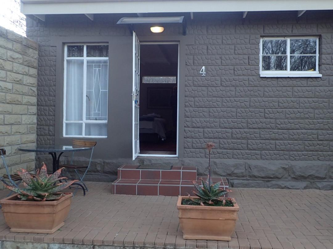 36 on Boom B&B主图