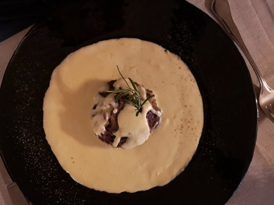 A' La Table Du Sommelier主图