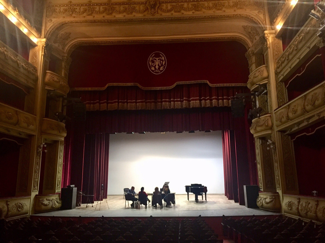 Teatro Oficial Juan de Vera景点图片
