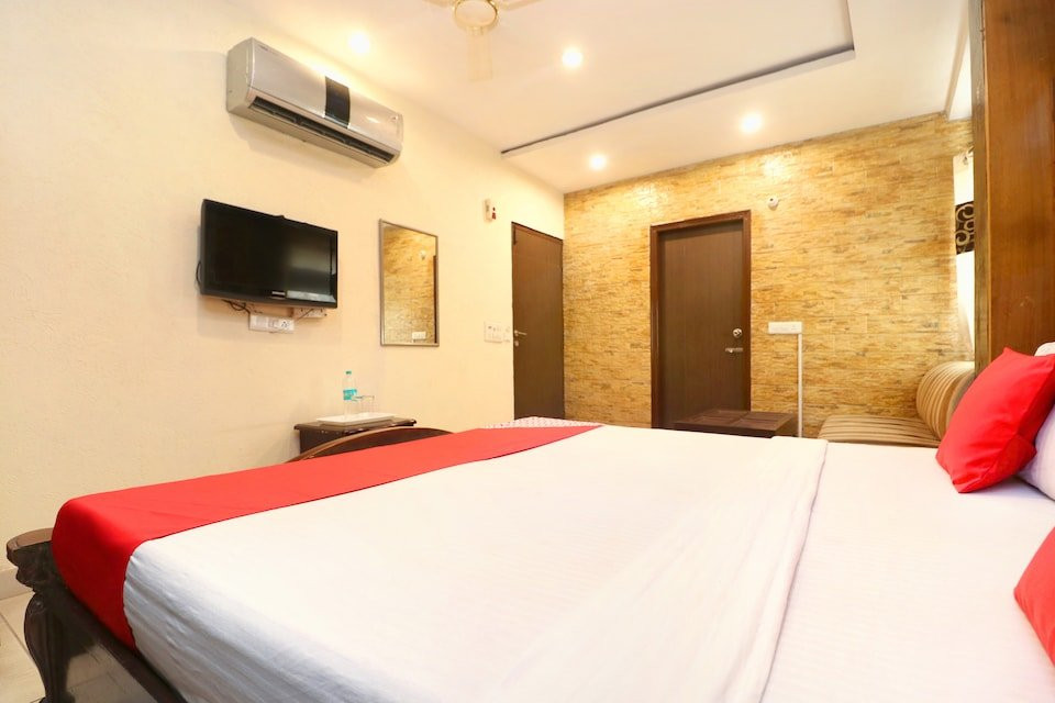 Super Townhouse Haibowal Chowk主图