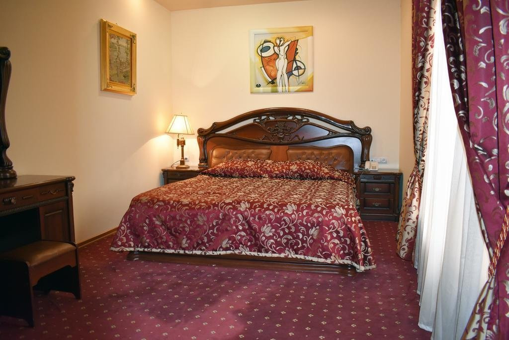 Armenian Royal Palace Hotel主图