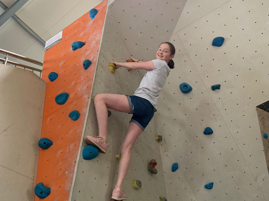 Kletterhalle XI. Grad-Borchen必去景点