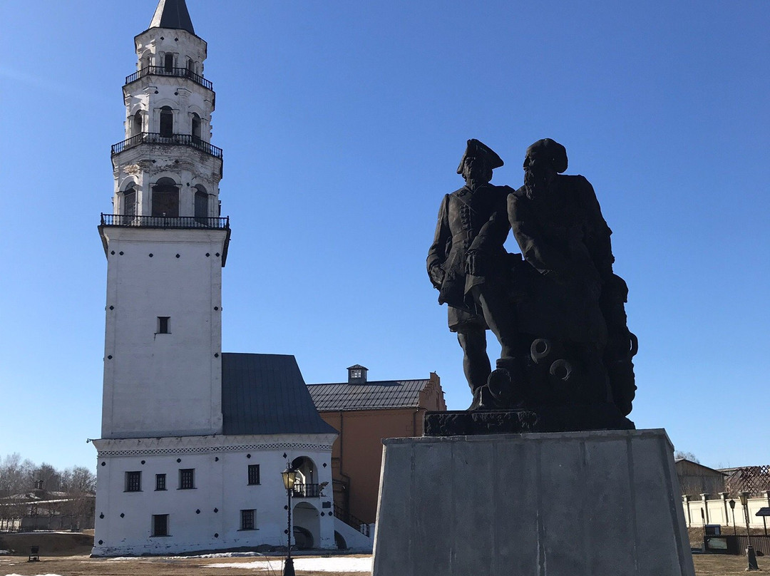 Monument to Peter The Great and Nikita Demidov景点图片