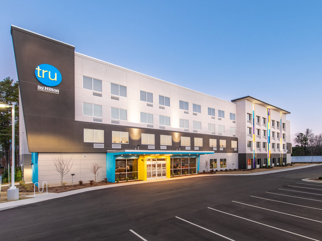 Tru By Hilton Fayetteville I-95主图