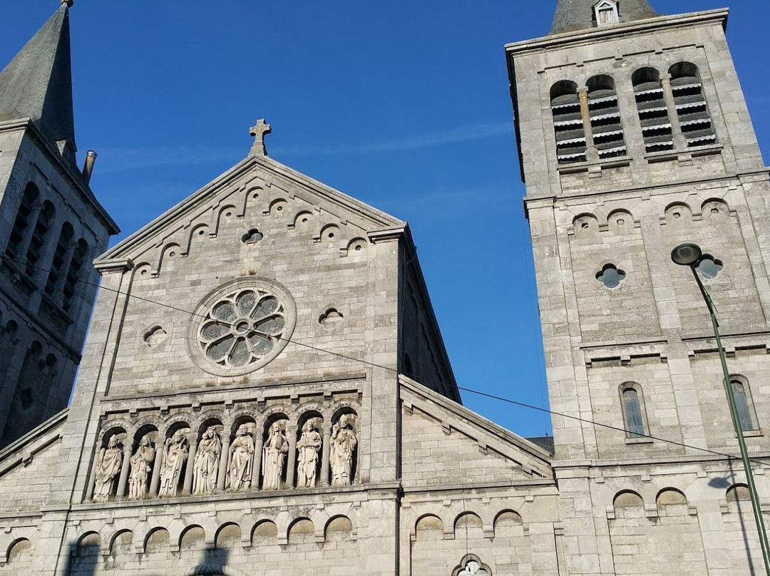 Eglise Notre-dame De La Visitation-瑞福必去景点