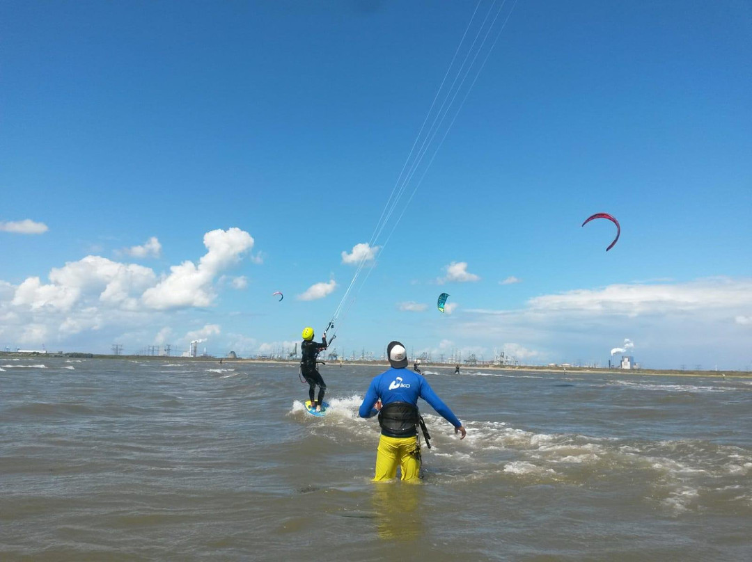 Challenge Kitesurfing-Oostvoorne必去景点