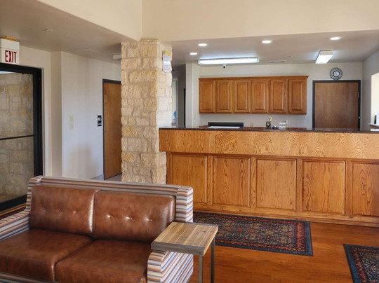 Days Inn & Suites by Wyndham Llano主图