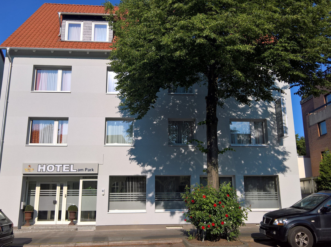 Leiferde酒店住宿-Hotel Am Park