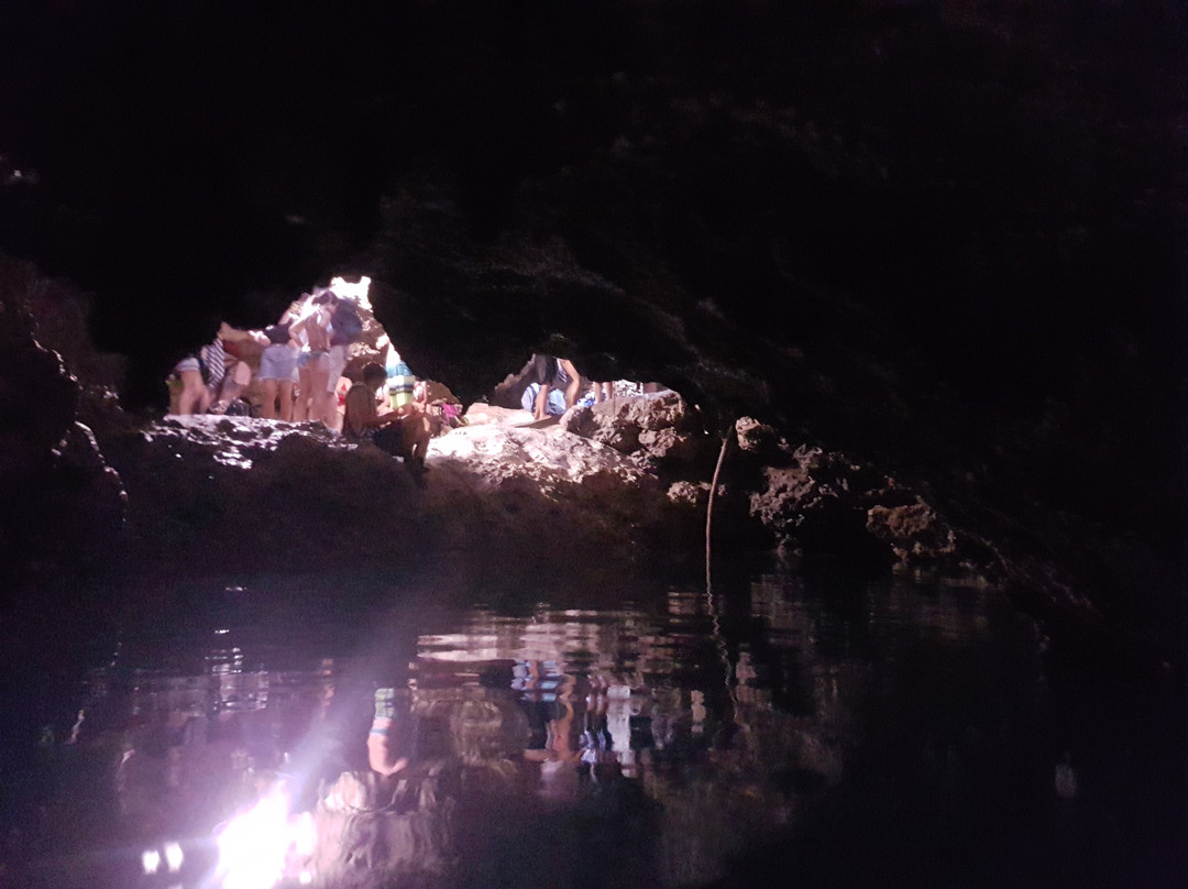 Lue Jajinyi Cave景点图片