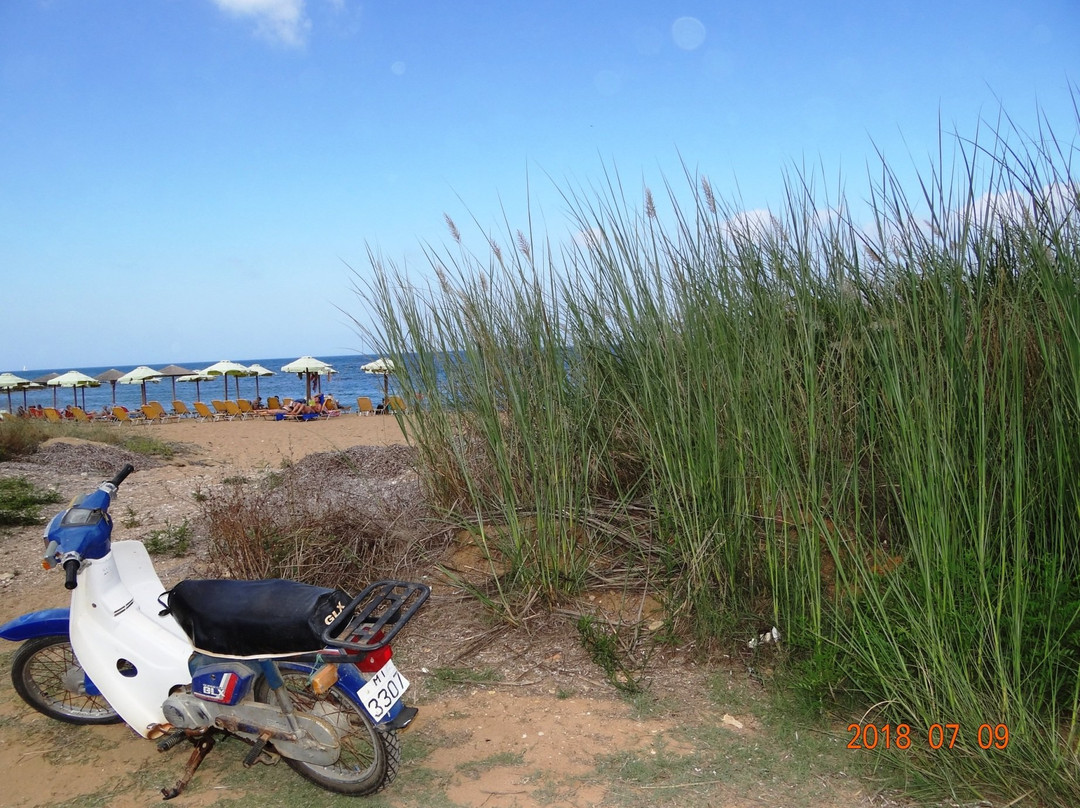 Vrachinari Beach-凯法利尼亚岛必去景点