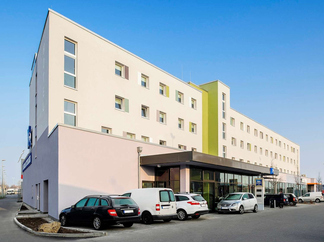 埃尔丁慕尼黑机场宜必思快捷酒店主图